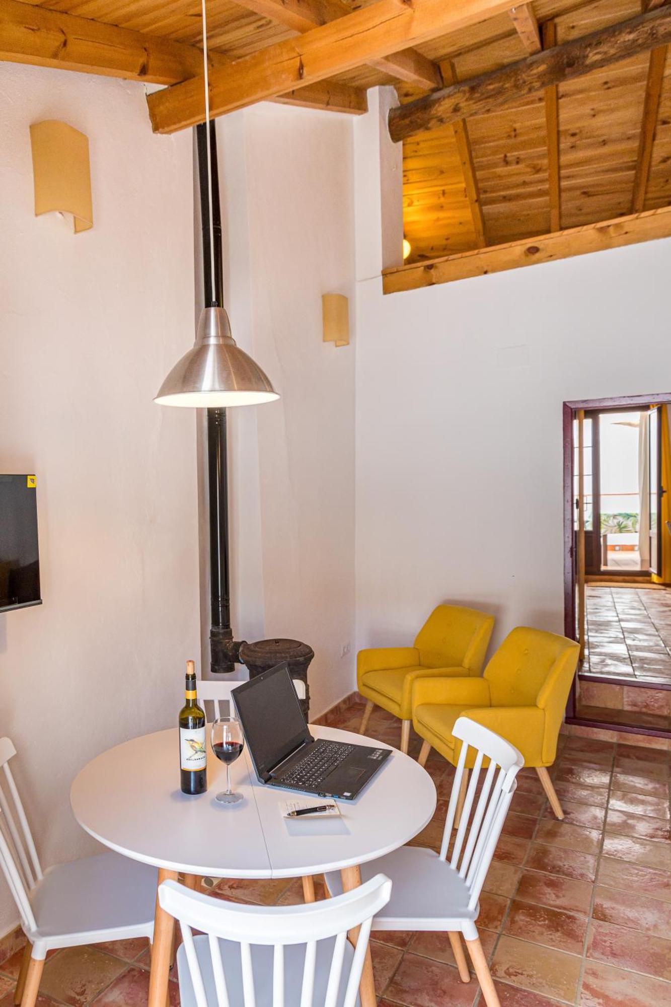 Casa Rural La Artistica, Alojamiento Y Arte Fuenteheridos Dış mekan fotoğraf